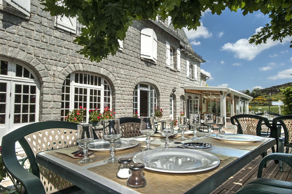 Le Relais De L'Aubrac Hotel Nasbinals Exterior photo